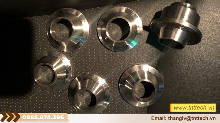 Gia công tiện vật liệu Inox - tnttech.vn
