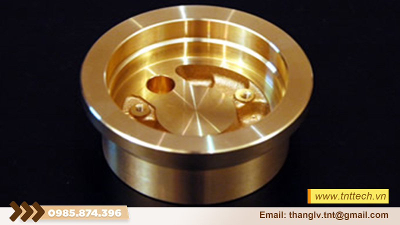 Gia công sản phẩm đồng sau khi đúc