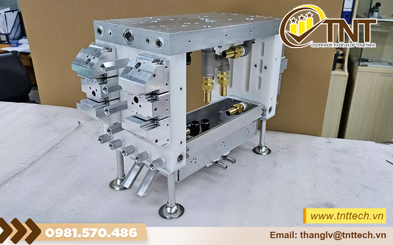 Gia công và lắp ráp thiết bị tự động hóa